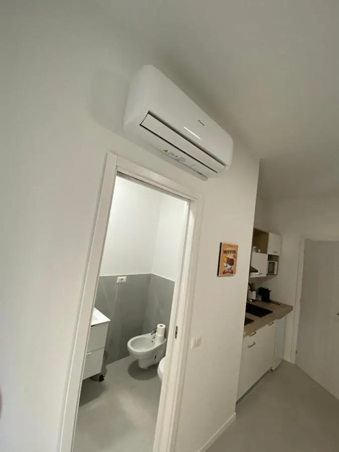 San Dionigi 11 Studio Apartments Mediolan