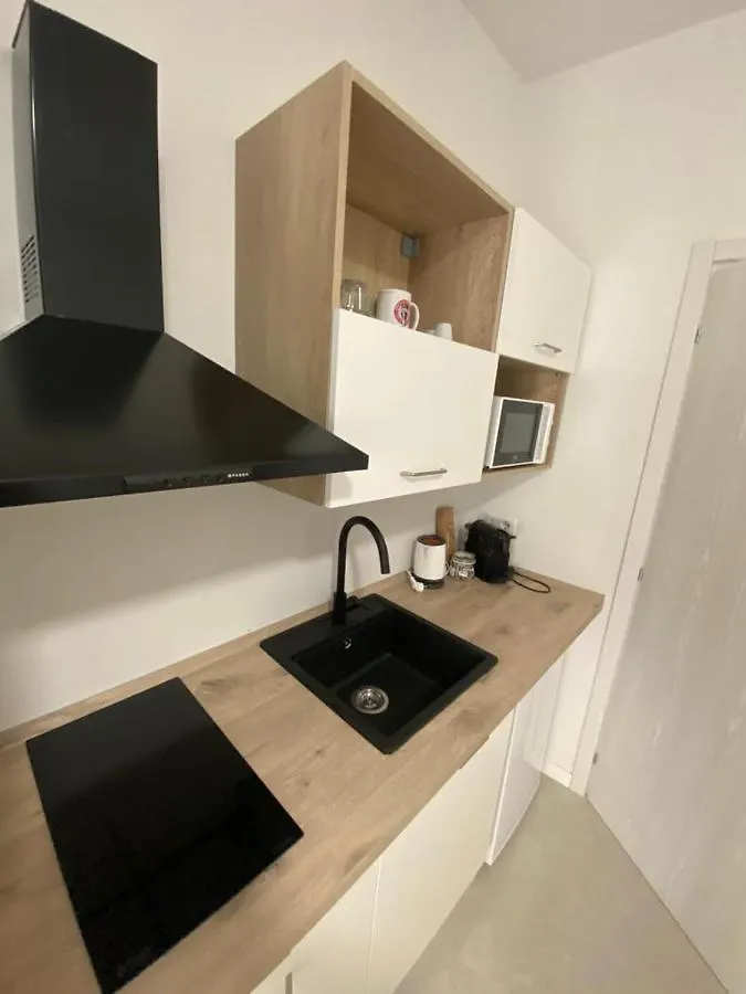 San Dionigi 11 Studio Apartments Mediolan