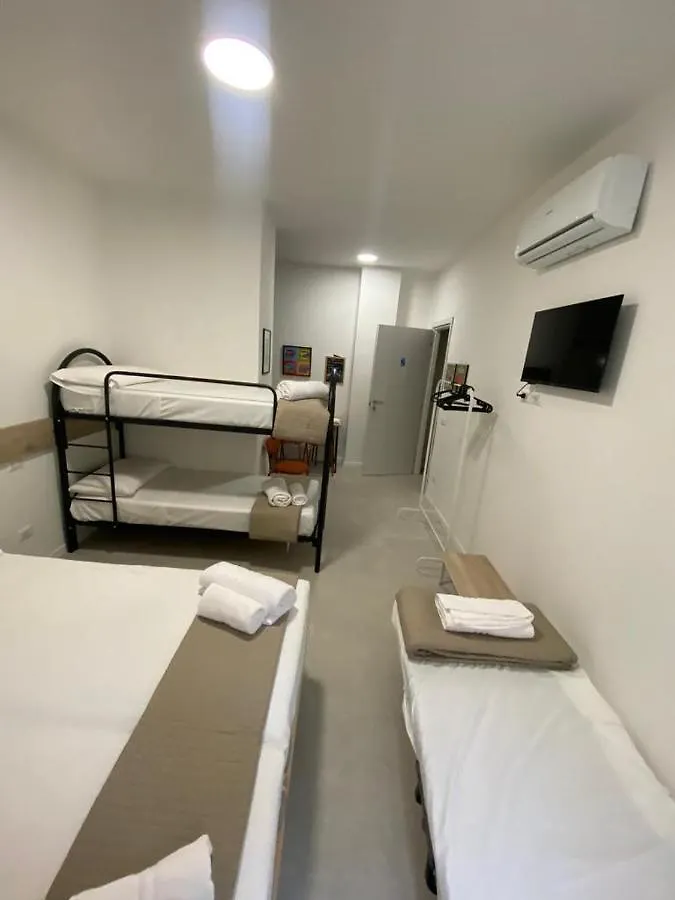 San Dionigi 11 Studio Apartments Mediolan